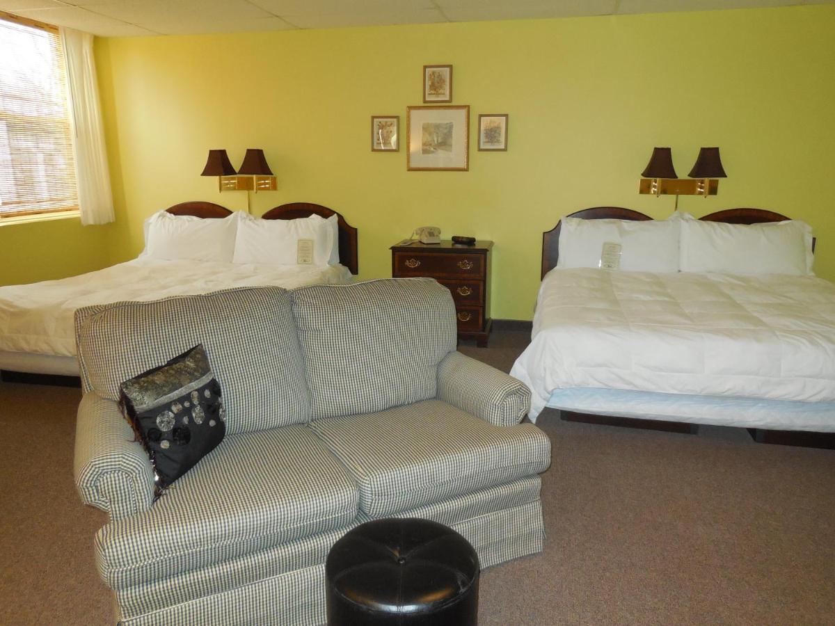 Popular attractions Area Nearby Property